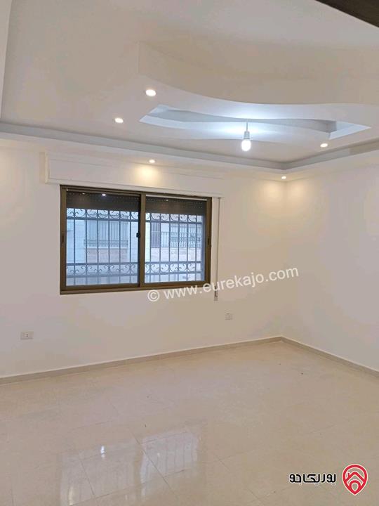 شقة طابق أول مساحة 150م للبيع في الزرقاء - البتراوي