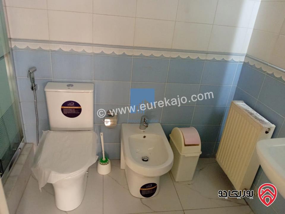 شقة أرضية مساحة 185م مع ترس 30م تشطيب سوبر ديلوكس للبيع في عمان - تلاع العلي