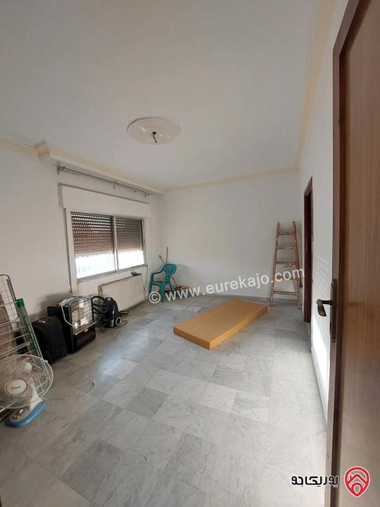 شقة طابق ثالث مساحة 192م للبيع في عمان - ضاحية الرشيد