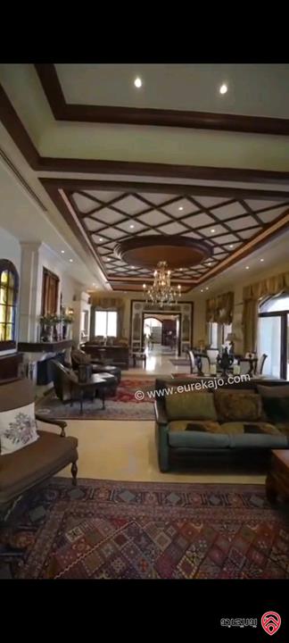 فيلا مساحة 1500م على أرض 1600م للبيع في عمان - الظهير