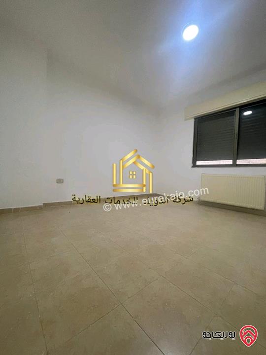 شقة فارغة طابق ارضي معلق مساحة 150م للإيجار في عمان - ضاحية الأمير راشد 