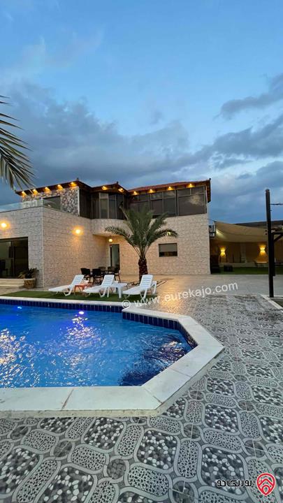 شاليه مساحة البناء 170م والأرض 530م للبيع في البحر الميت - جوفة الكفرين