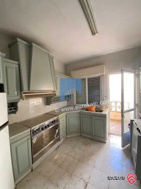 شقة مفروشة مميزة للبيع في عمان - الرابية قرب إشارة السفارة الصينية وقرب الديز إن طابق ثاني 130م بسعر مغري