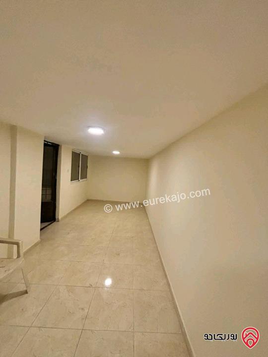 شقة طابق ارضي مساحة 190م للبيع في الزرقاء الجديدة