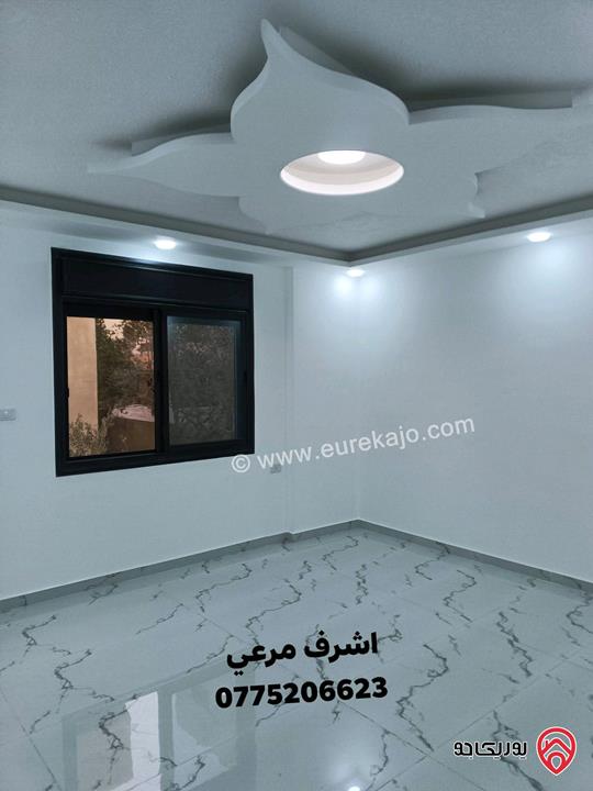 شقة طابق اول لم تسكن مساحة 140م للبيع في الزرقاء الجديدة