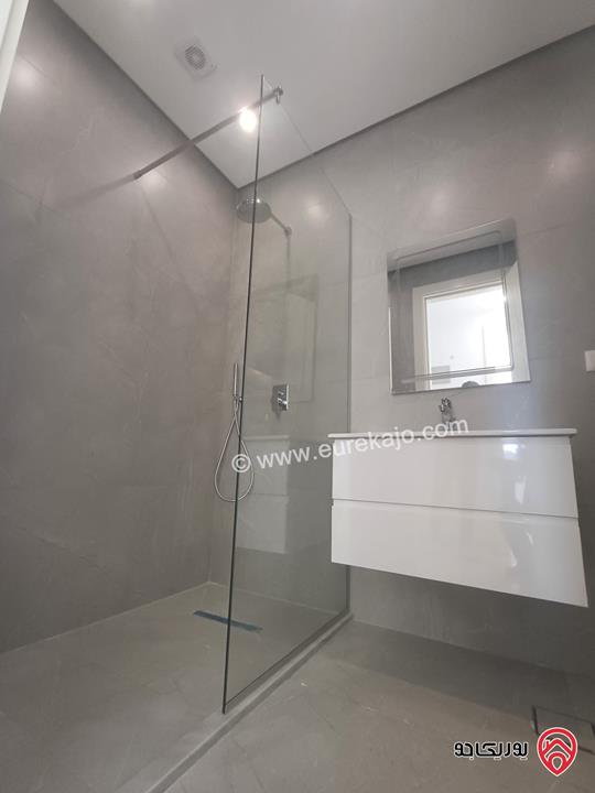 شقة مساحة 255م طابق ثاني للايجار في عمان - أم السماق