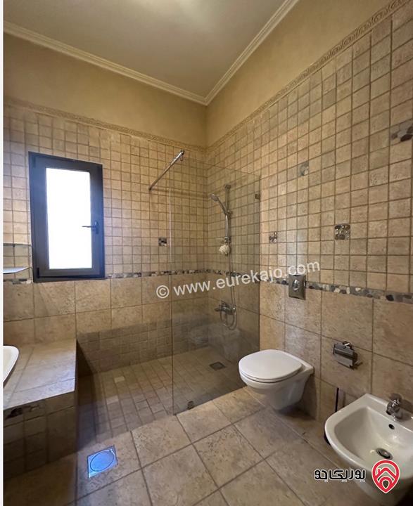 فيلا مستقلة مساحة 700م على ارض 780م للبيع في عمان - دابوق 