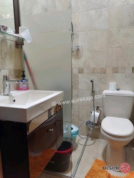 شقة ارضية مساحة 175م داخلي و 150م خارجي للبيع في عمان - خلدا