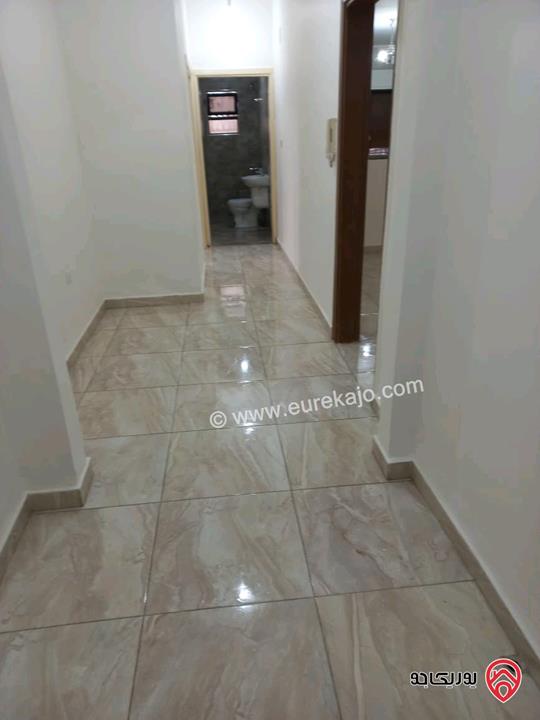 شقة أرضية مساحة 156م داخلي و 50م خارجي للايجار في عمان - تلاع العلي 