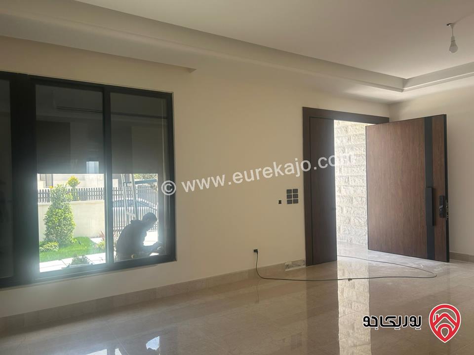 فيلا مساحة 700م على أرض 500م للبيع في عمان - دابوق تشطيب فندقي