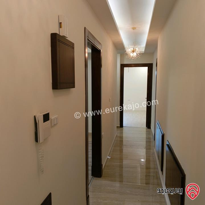 شقة تسوية للبيع في عمان - خلدا / العوجانية مساحة داخلية 180متر ومساحة خارجية 170متر