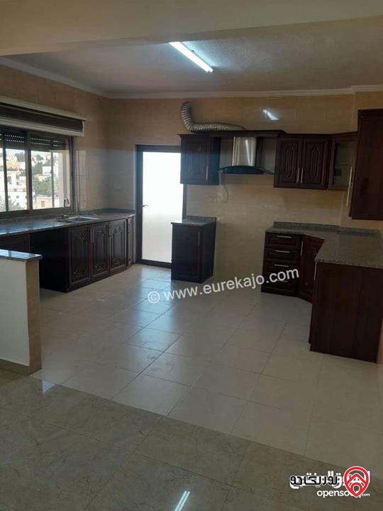 شقة سوبر ديلوكس مساحة 200م طابق ثاني للإيجار في عمان - البنيات