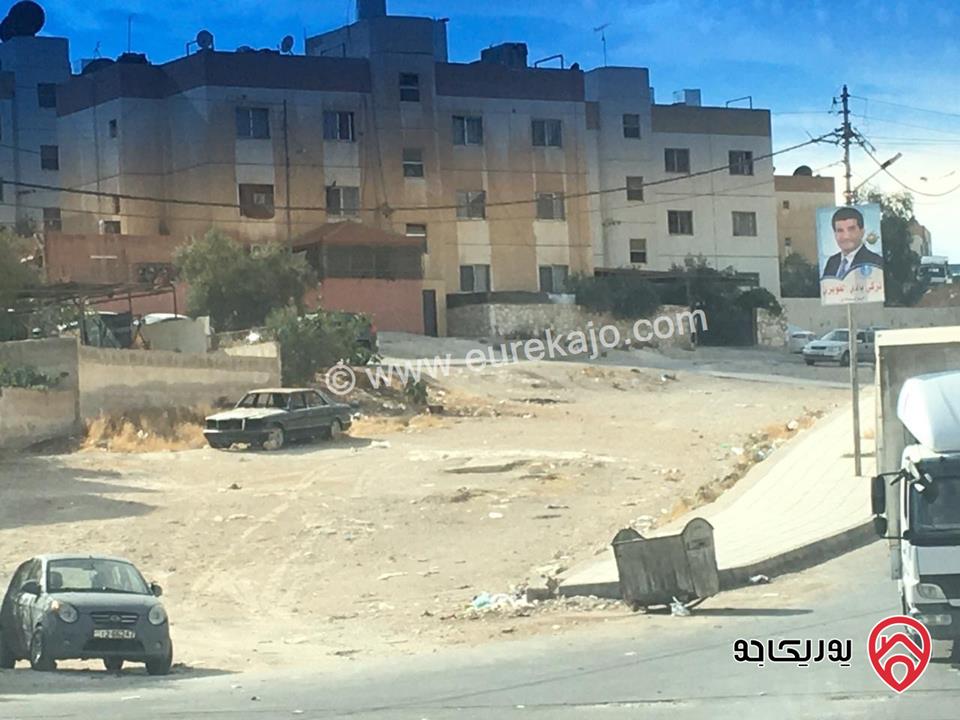 شقة مساحة 90م طابق ثاني للبيع في الزرقاء - البتراوي