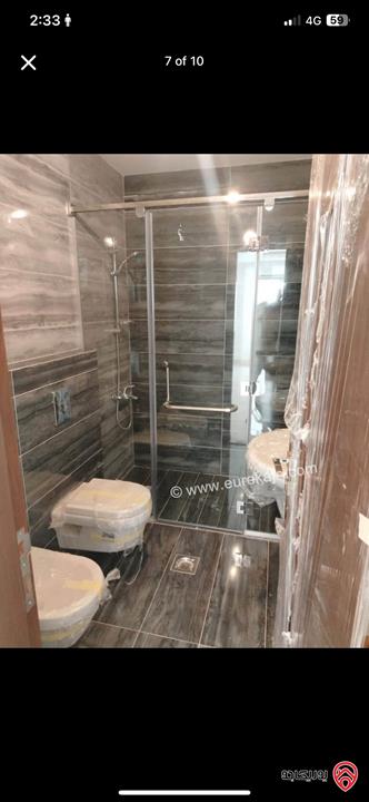 شقة طابق أول مساحة 170م فاخرة سوبر ديلوكس للبيع في عمان - الجبيهة، اطلالة دائمة