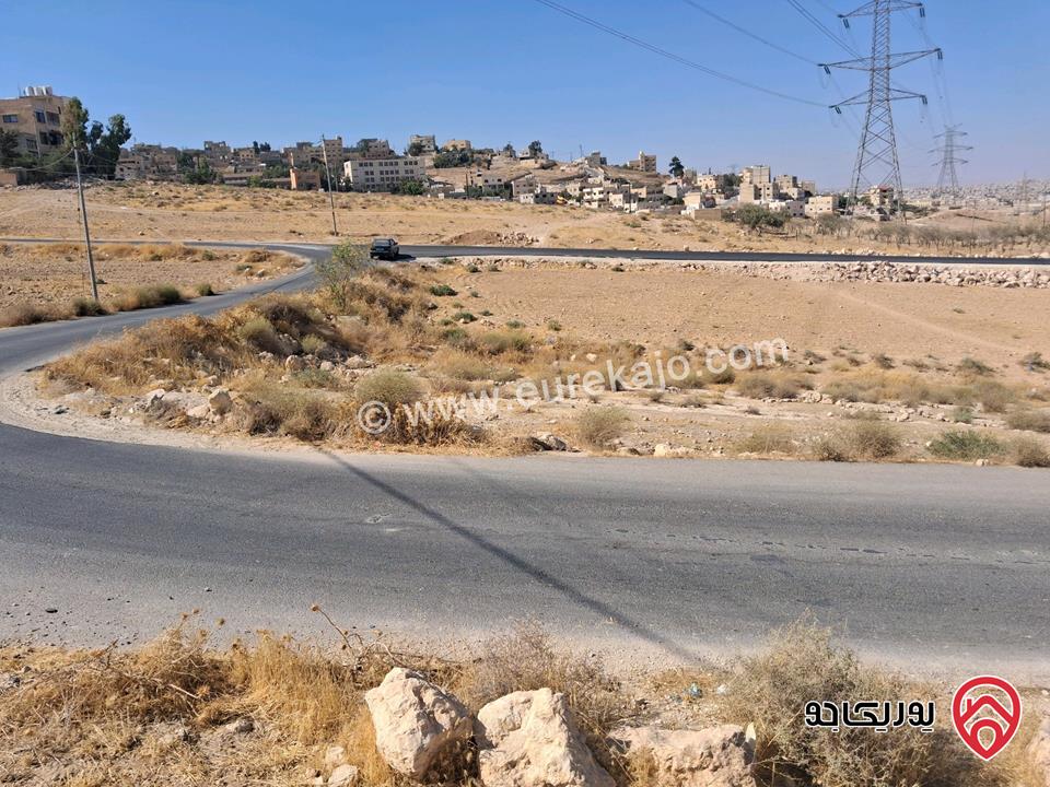 قطعة أرض مساحة 389م للبيع في الزرقاء - ماركا