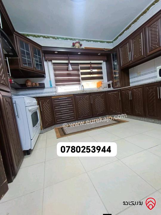 شقة طابق أرضي مساحة 159م للبيع في اربد - الحي الشرقي