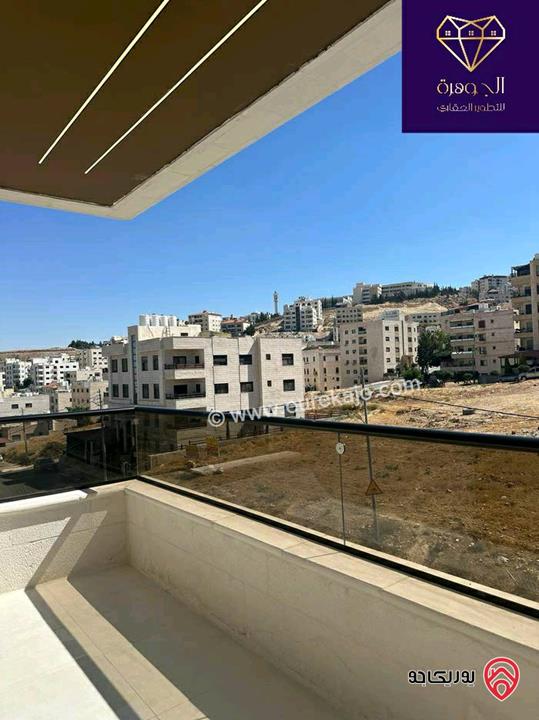عرض خاص شقة طابق أول مساحة 170م فخمة ومميزة لم تسكن للبيع في عمان - ضاحية الرشيد 
