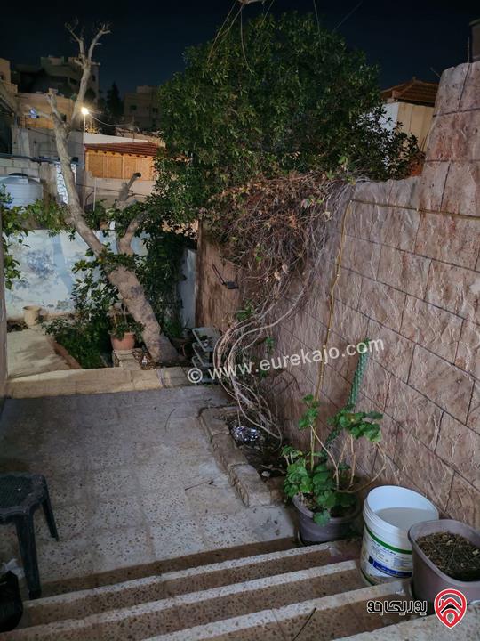 منزل مساحة 145م على أرض 308م للبيع في الرصيفة قرب مستشفى فيصل حي القادسية 