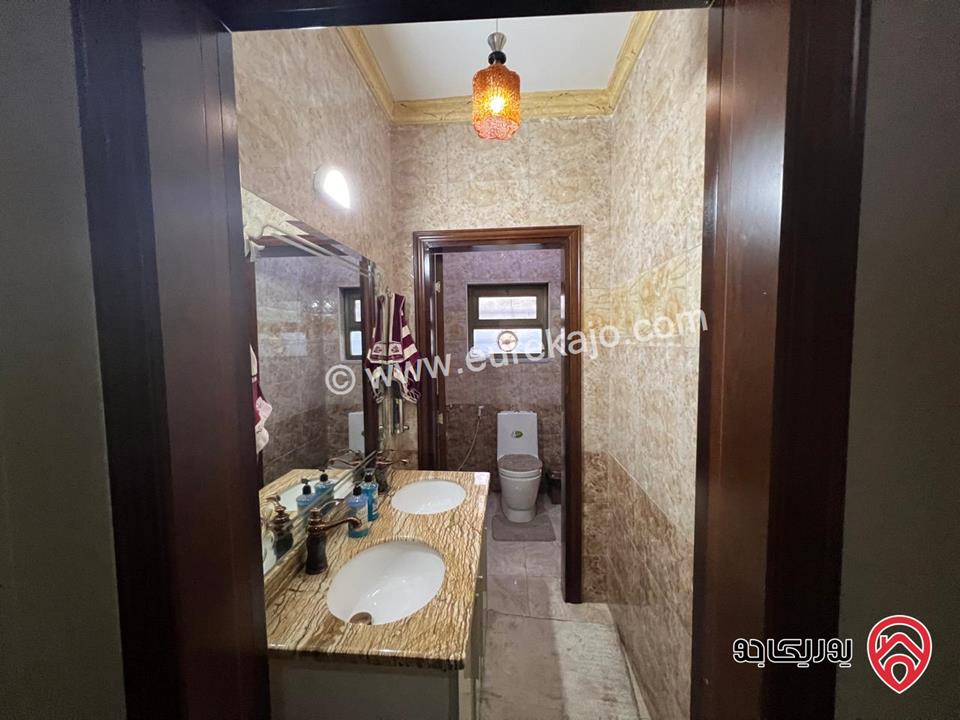 فيلا دوبلكس مساحة 550م على أرض 1030م للبيع في عمان - ضاحية الأمير علي طريق المطار 