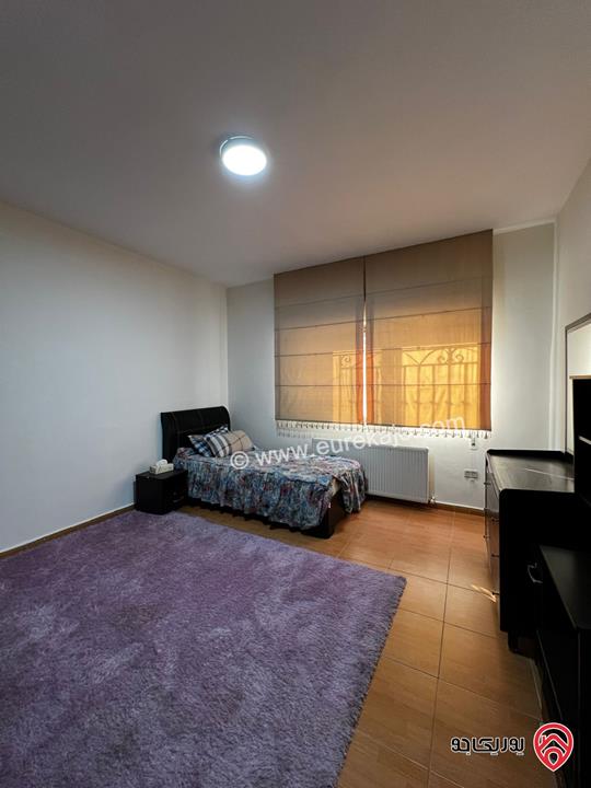 شقه طابق اول 220م مميزه سوبر ديلوكس للبيع في عمان - الشميساني 