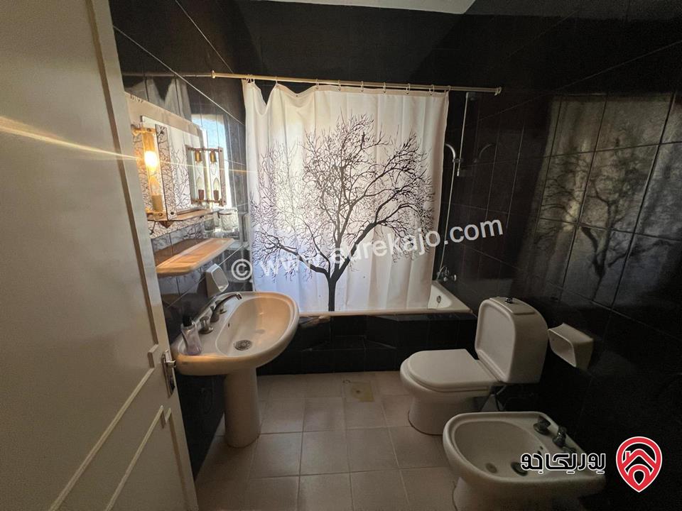 شقة مفروشة مميزة طابق ثالث مساحة 190م للايجار في عمان - الجاردنز