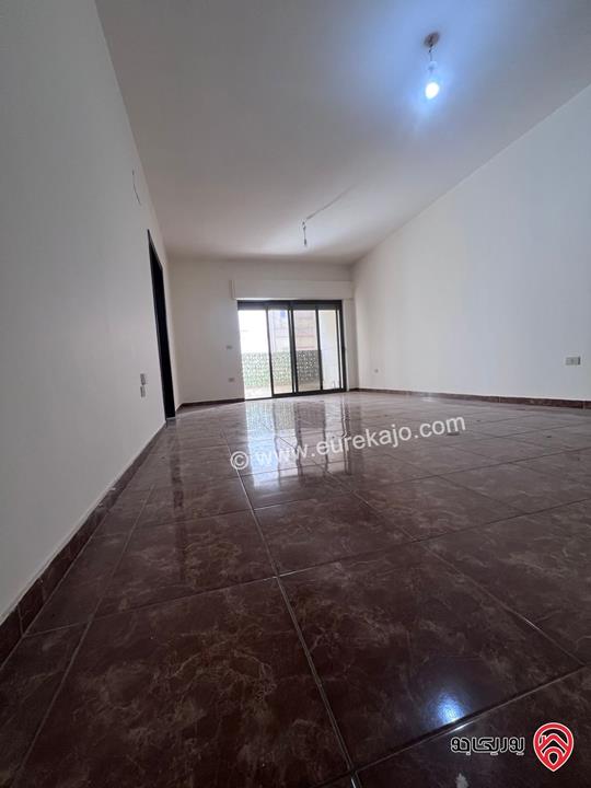 شقة مساحة 150م طابق أول للايجار في عمان - تلاع العلي 