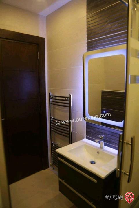 شقة سوبر ديلوكس طابق شبه ارضي مساحة 200م داخلي و 250م خارجي للايجار في عمان - ضاحية النخيل