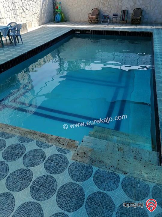 مزرعة مساحة الأرض 4 دونم و 500م والبناء 150م للبيع في المفرق - رحاب