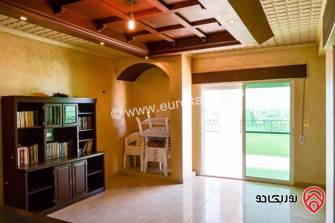 فيلا متلاصقة مساحة 930م على أرض 420م للبيع في عمان - ضاحية الرشيد 