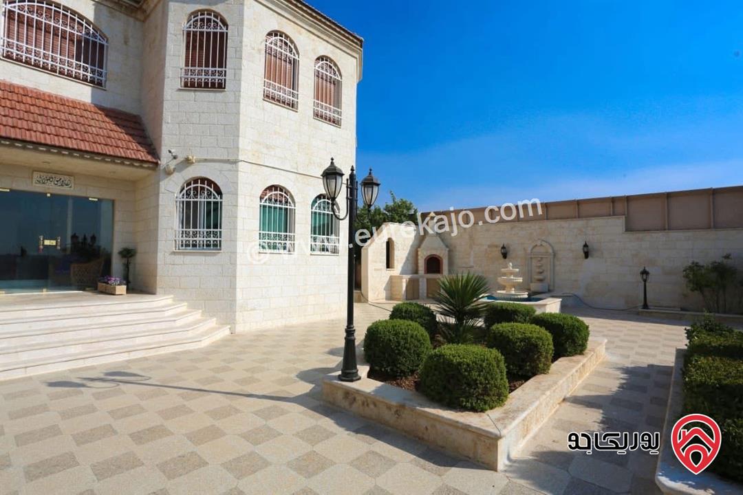 فيلا فخمة شبه قصر مساحة 1 دونم و 350م على ارض 1 دونم للبيع في عمان - طريق المطار قرب جامعة الاسراء 