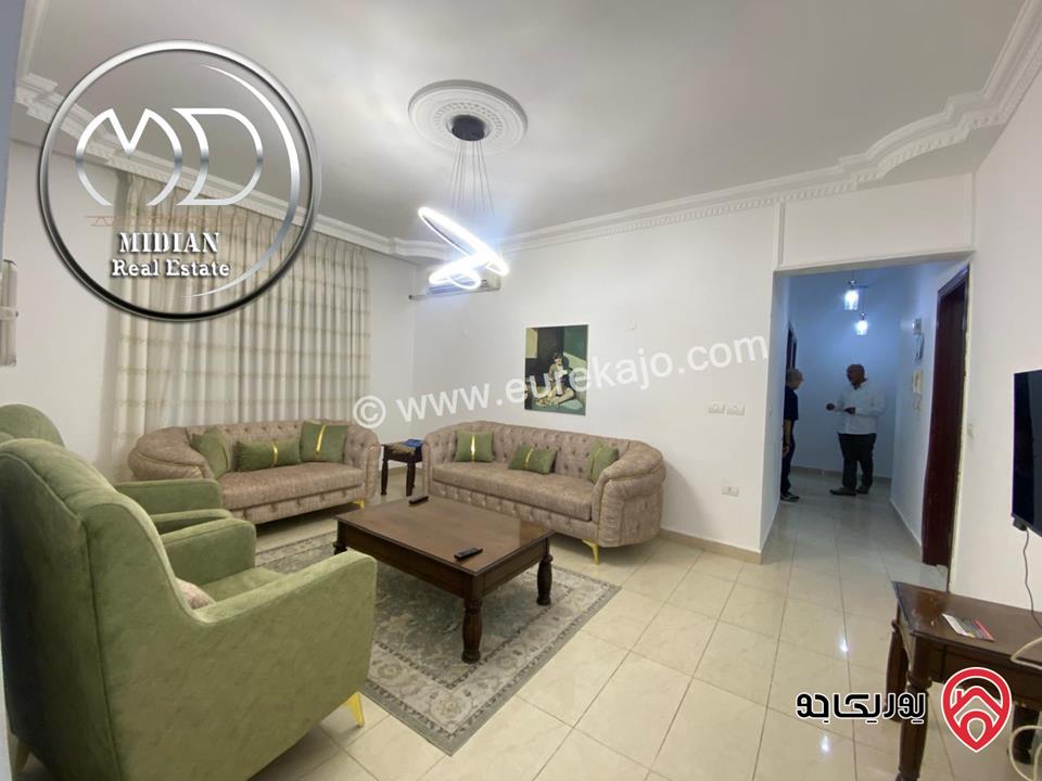 شقة للبيع في عمان - الرابية طابق اول مساحة 180م سوبر ديلوكس اطلالة جميلة بسعر مميز جداً