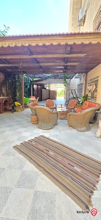 شقة ارضية مساحة 260م داخلي و 300م خارجي للبيع في عمان - تلاع العلي