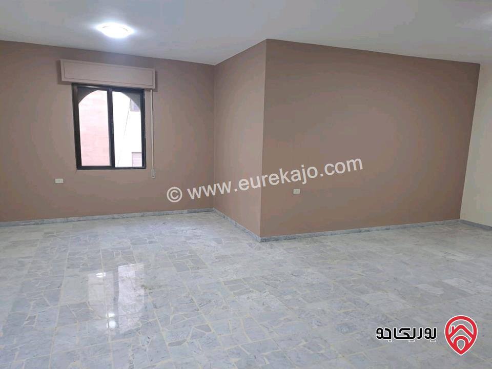 شقة طابق اول مساحة 200م للايجار في عمان - الصويفية