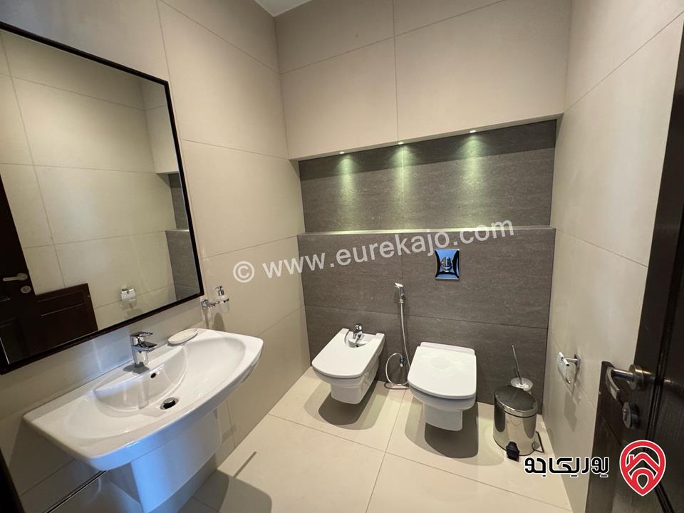Furnished apartment For Rent in Amman, between 4th-5th circle, 298 square meters, 3 bedrooms, and office.
