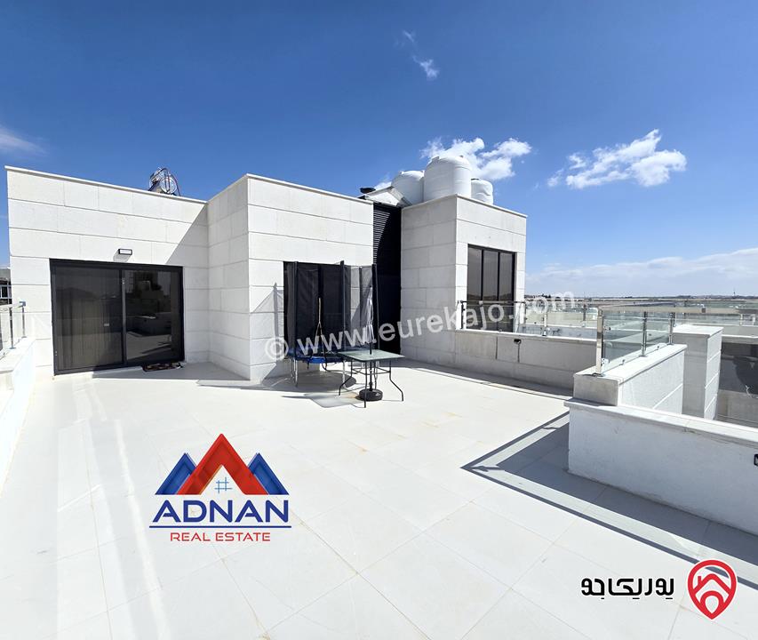 شقة طابق ثالث دوبلكس مساحة 250م مفروشة للإيجار في عمان - عبدون 