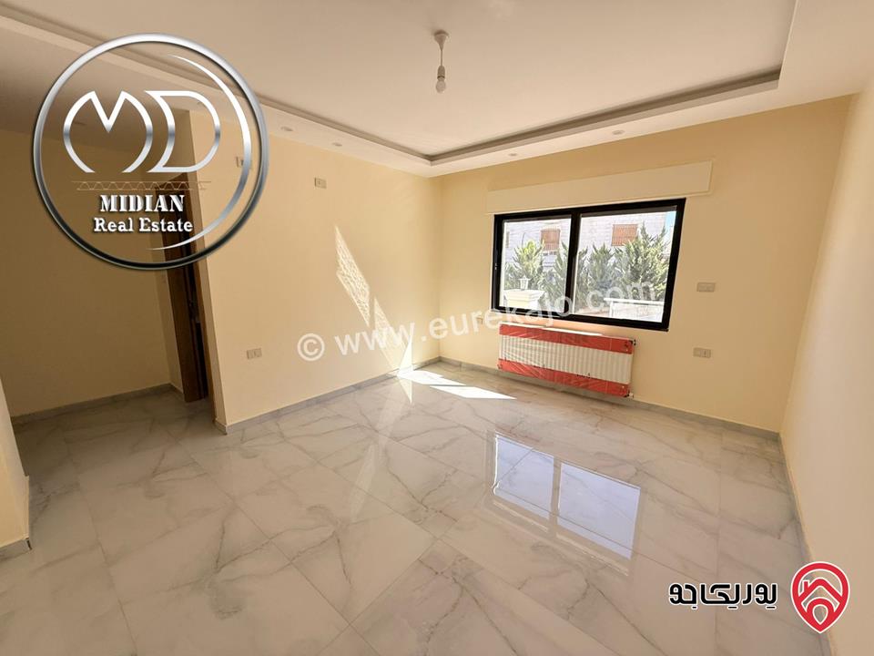 شقق جديدة للبيع في عمان - ضاحية الرشيد مساحات 185م تشطيبات ديكورات سوبر ديلوكس اطلالة جميلة بسعر مميز جداً