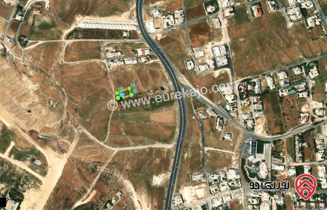 قطعة ارض مساحتها 989 متر للبيع من أراضي غرب عمان منطقة مطلة وراقية وهادئة جدا ومنطقة فلل جديدة 