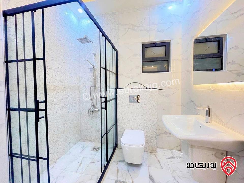 شقة أرضية مساحة 150م داخلي و 50م خارجي للبيع في عمان - طبربور