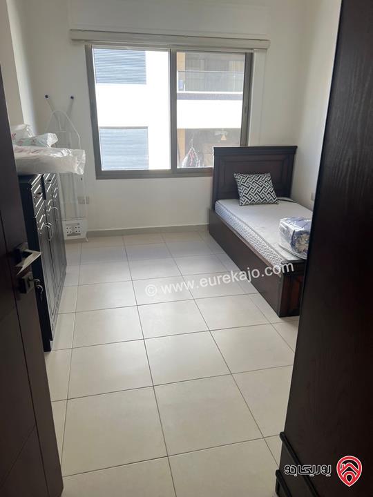 شقة طابق أول مساحة 220م للبيع في عمان - عبدون