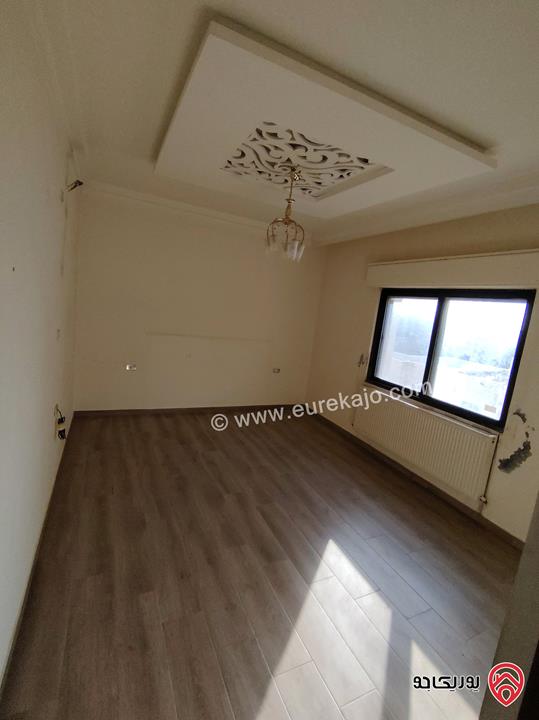 شقة مساحة 146م طابق ثاني للبيع في عمان - حي الصحابة