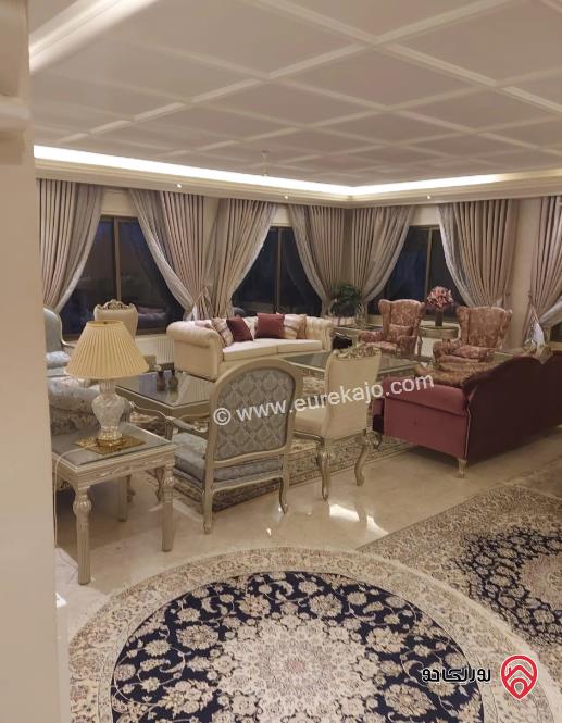 شقة مساحة 303م طابق أول للبيع في الكرسي