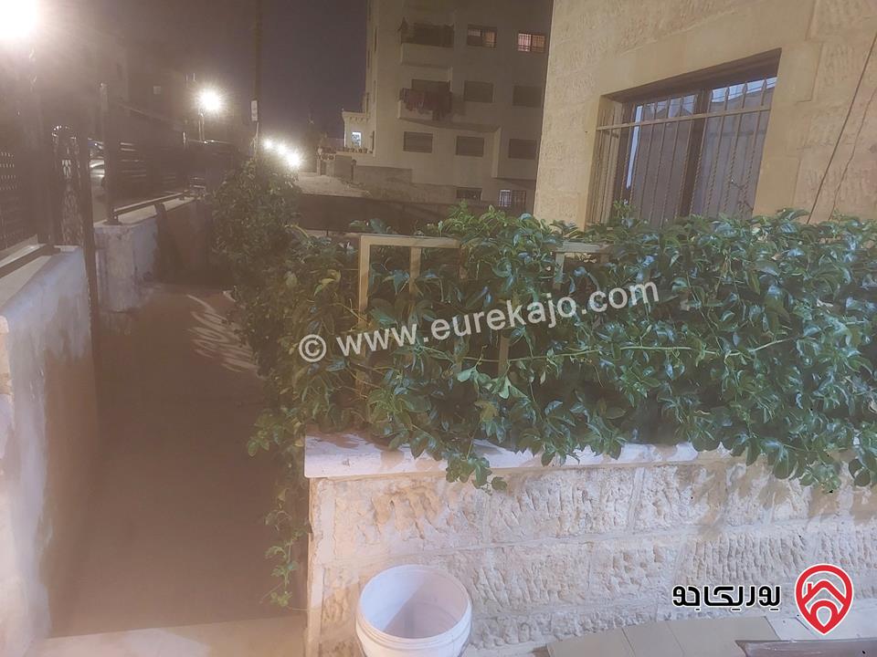 شقة ارضية مساحة 105م مع ترس 25م للبيع في عمان - حي عدن