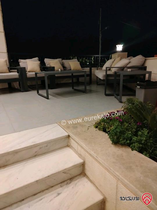 فيلا فخمة مساحة 600م على أرض 560م للبيع في عمان - البنيات طريق المطار