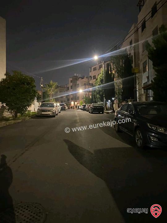 شقة مفروشة شبه أرضي مساحة 129م للبيع في عمان - خلدا