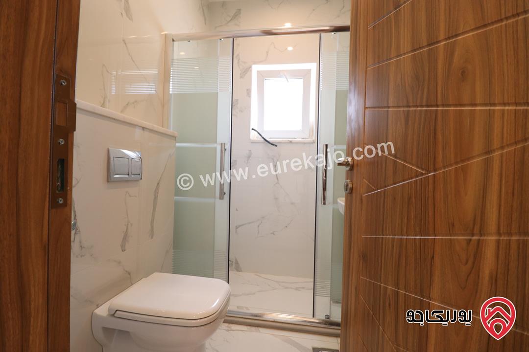 شقة جديدة مساحة 135م طابق ثالث للبيع في عمان - خلدا