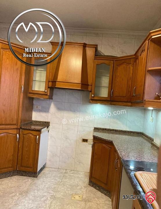 شقة فارغة للايجار في عمان - دير غبار مساحة 160م طابق ثالث اطلالة جميلة بسعر مميز