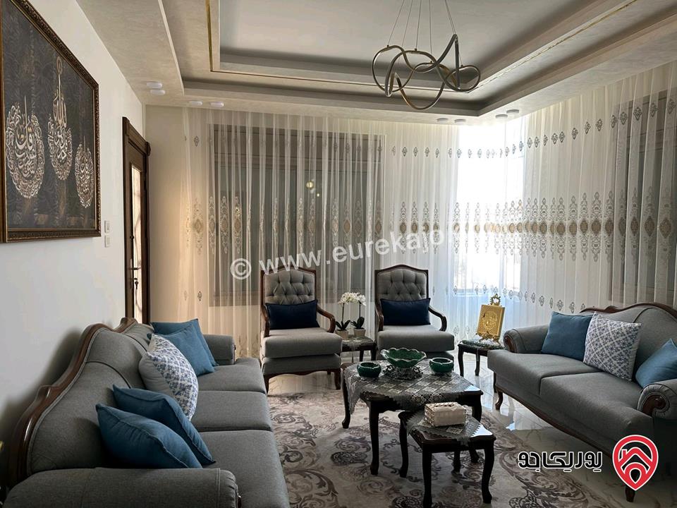 فيلا مساحة 500م على أرض 600م للبيع في الزرقاء 