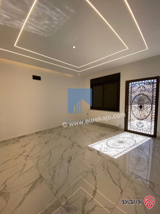 شقة أرضية 170م مع ترس 100م تشطيب سوبر ديلوكس لم تسكن للبيع في عمان - تلاع العلي