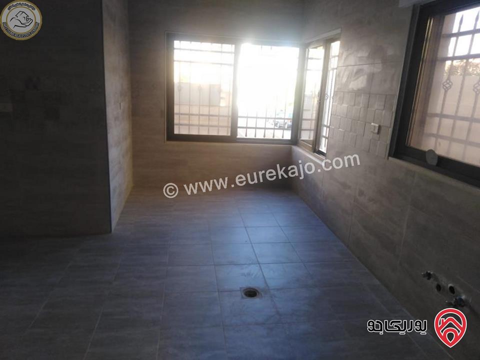 شقة أرضية مساحة 200م مع ترسات 80م لم تسكن للبيع في عمان - ضاحية الأمير راشد