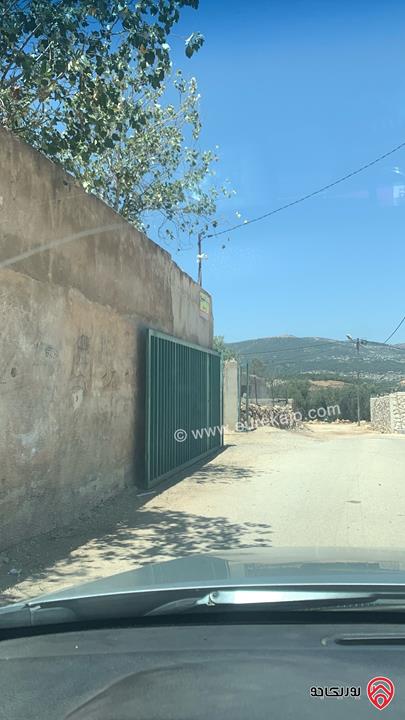 مزرعة مساحة الأرض 2 دونم للبيع بدون منزل في جرش حي الجبارات